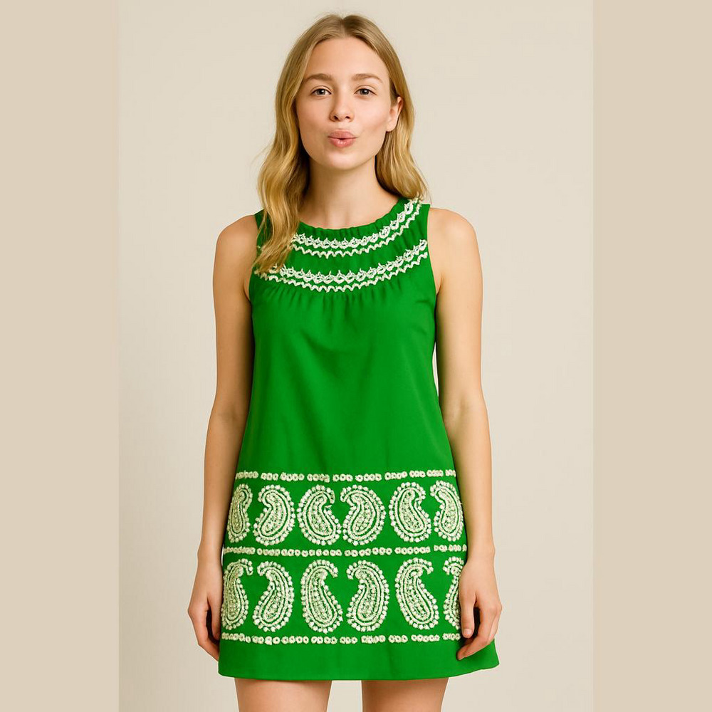 Lilly Pulitzer Green Paisley Embroidered Jacqueline Shift Dress
